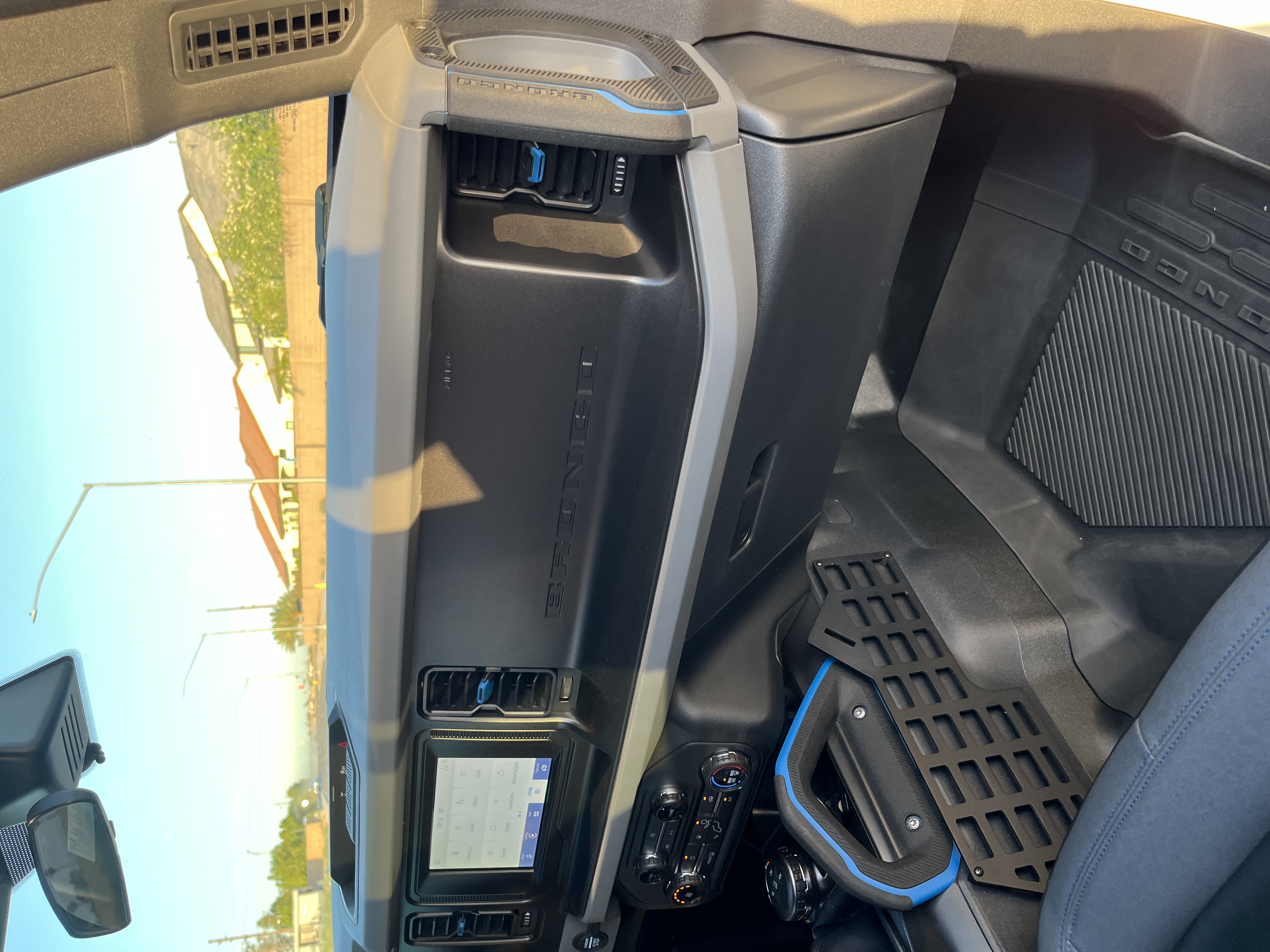 Used 2021 Ford Bronco Black Diamond AWD/4WD image 26