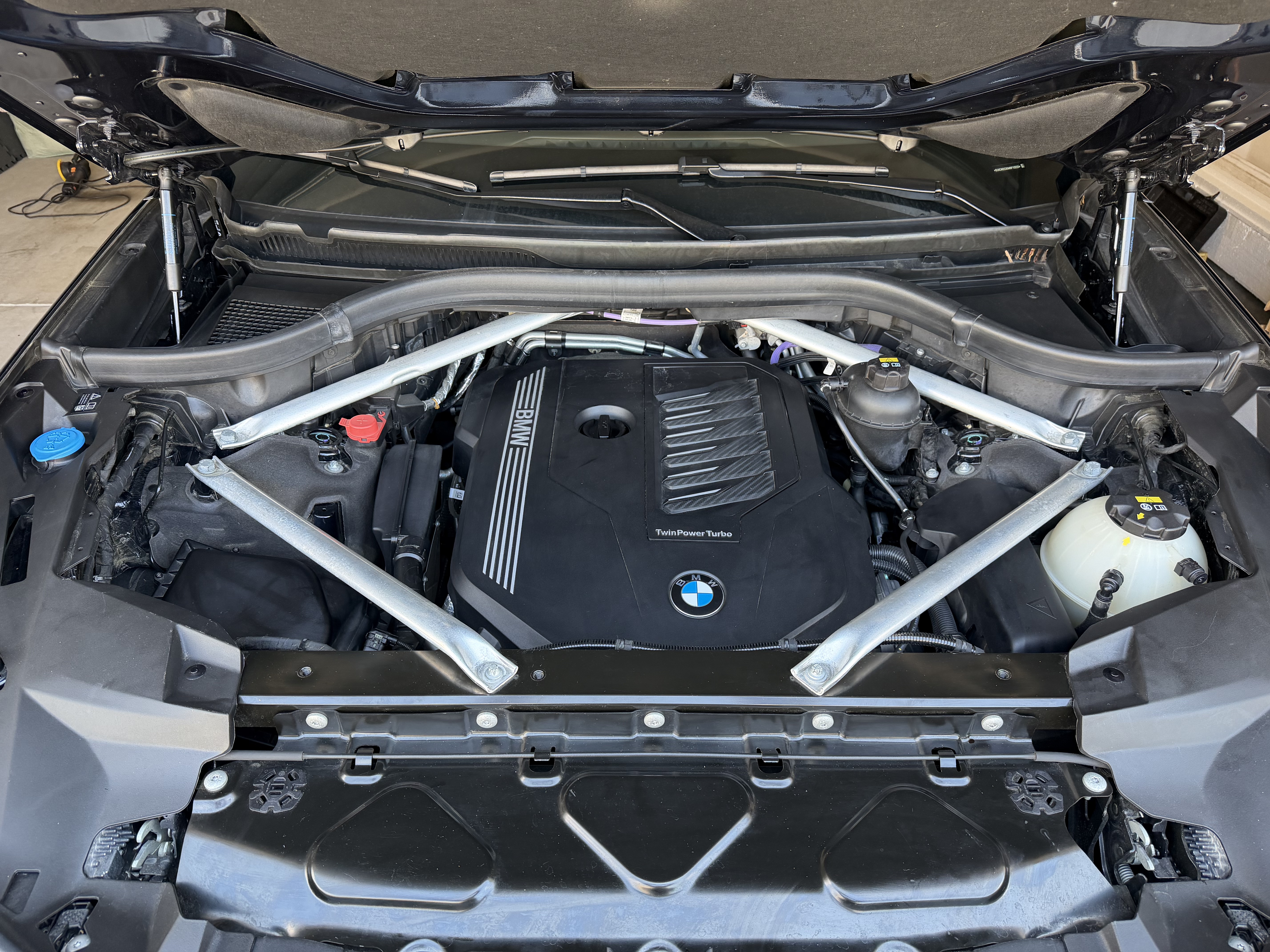 Used 2021 BMW X7 xDrive40i w/ M Sport Package AWD/4WD image 21