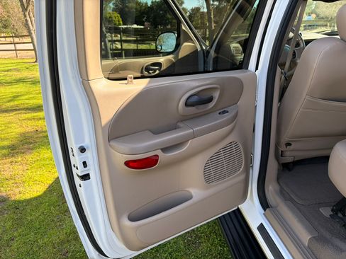 Used 2001 Ford F150 Harley-Davidson image 13