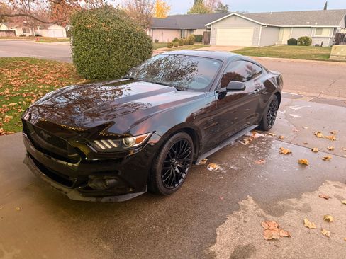 Used 2015 Ford Mustang GT w/ GT Performance Package image 5