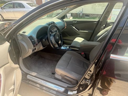 Used 2012 Nissan Altima 2.5 S FWD image 4