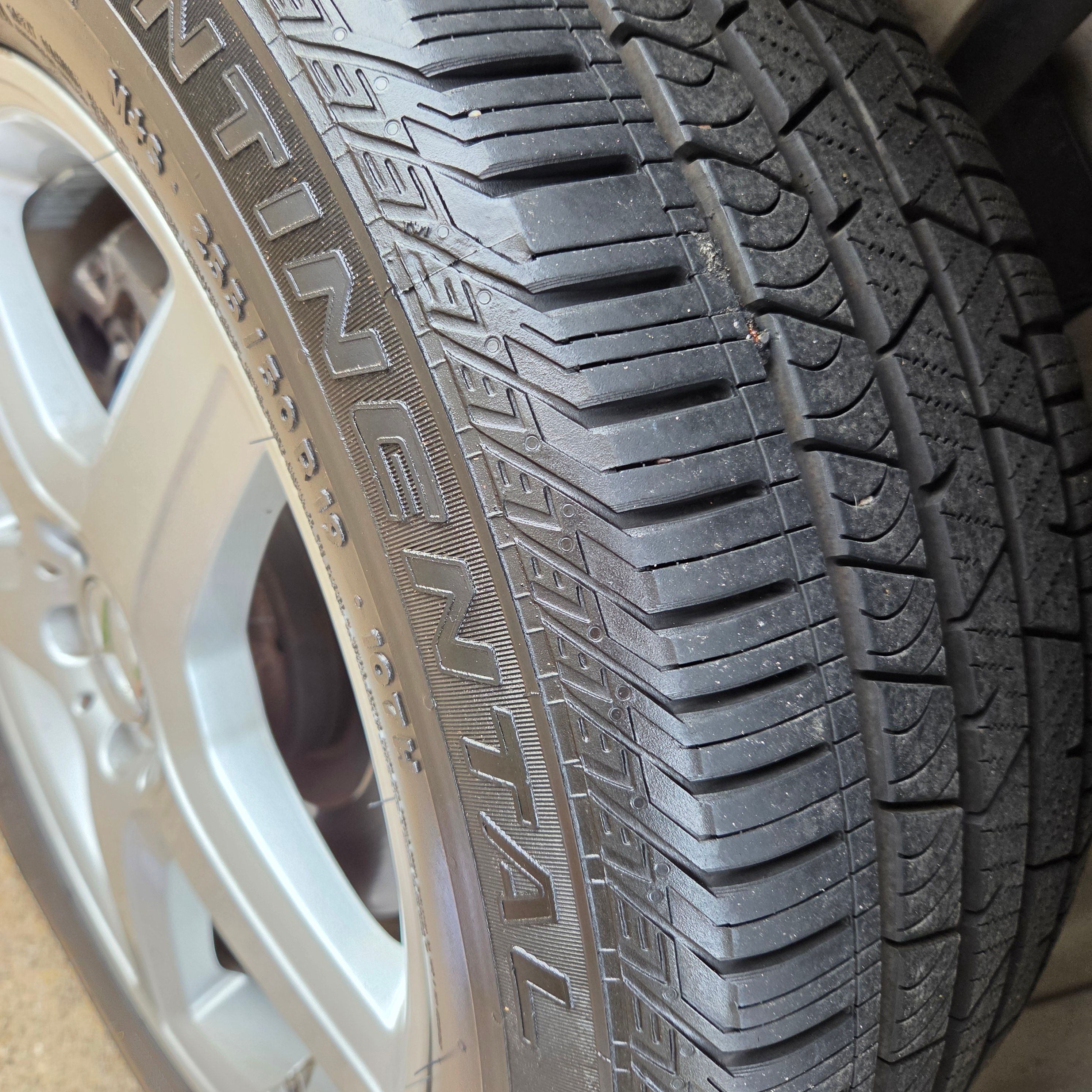 Used 2009 Mercedes-Benz ML 550 4MATIC image 24