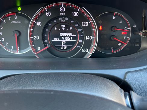 Used 2017 Honda Accord Sport image 23