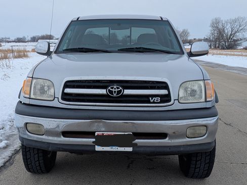 Used 2000 Toyota Tundra SR5 image 5