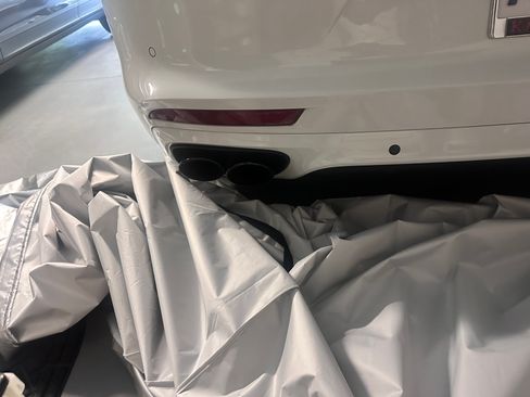 Used 2017 Porsche Panamera 4S AWD/4WD image 6