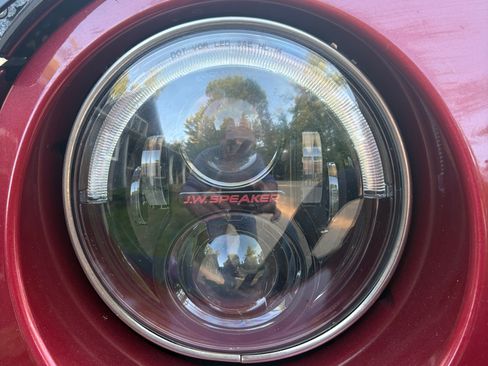 Used 2013 Jeep Wrangler Sport AWD/4WD image 16
