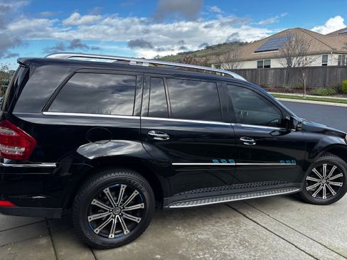 Used 2012 Mercedes-Benz GL 450 4MATIC image 8