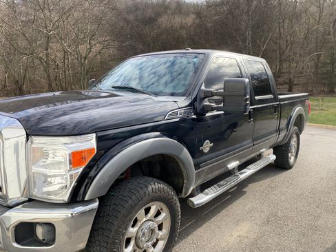 Used 2012 Ford F350 Lariat w/ Lariat Interior Pkg image 5