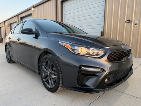 Used 2021 Kia Forte GT-Line image 11