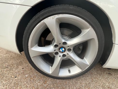 Used 2008 BMW 335i Coupe image 17