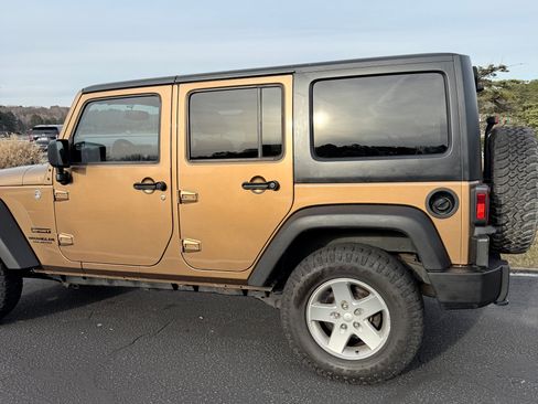 Used 2015 Jeep Wrangler Unlimited Sport w/ Quick Order Package 24S image 15