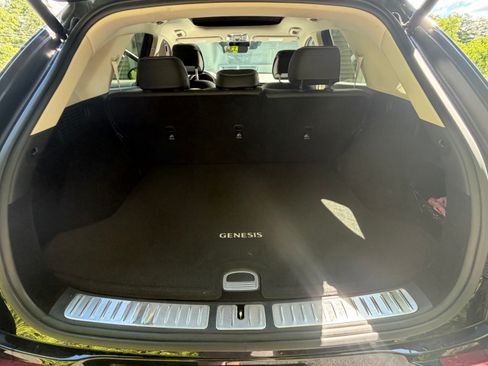 Used 2024 Genesis Electrified GV70 AWD/4WD image 12