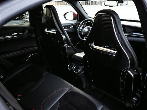 Used 2018 Alfa Romeo Stelvio Quadrifoglio w/ Driver Assist Dynamic Package image 12