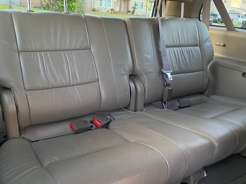 Used 2004 Toyota Sequoia Limited image 10