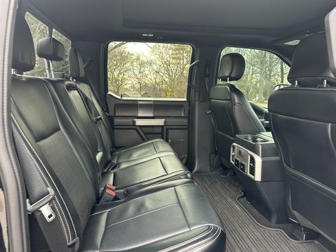 Used 2020 Ford F150 Lariat image 10