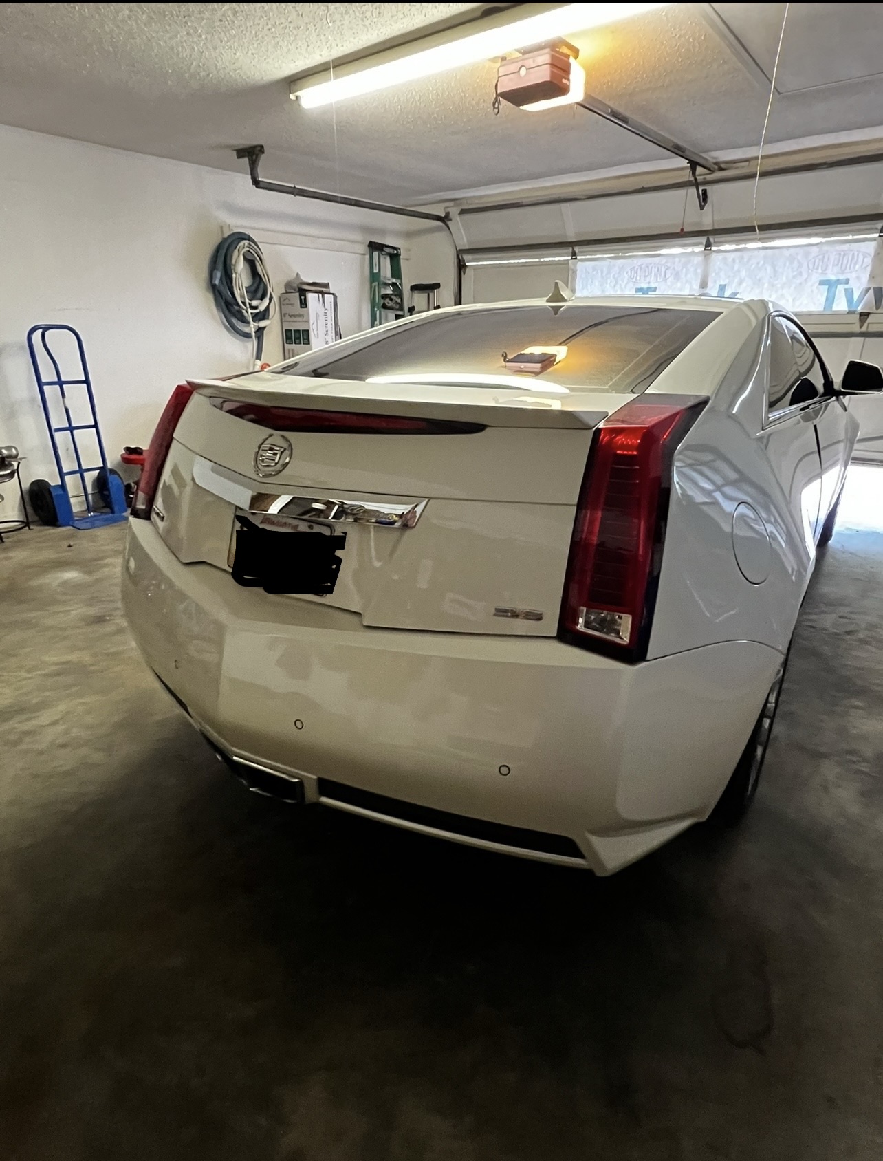 Used 2012 Cadillac CTS Premium RWD image 10