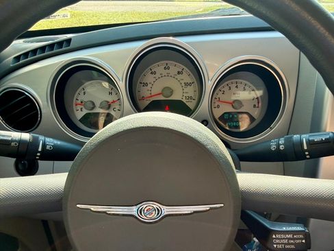 Used 2007 Chrysler PT Cruiser Touring w/ Fleet Value Group I FWD image 16