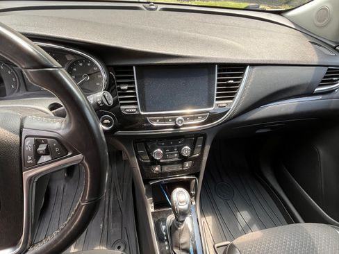 Used 2019 Buick Encore Preferred w/ Safety Package FWD image 8