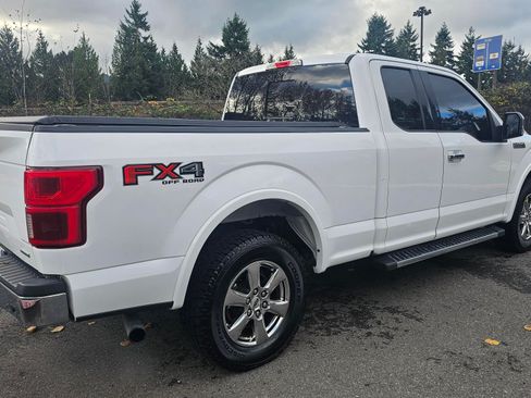 Used 2019 Ford F150 Lariat image 6