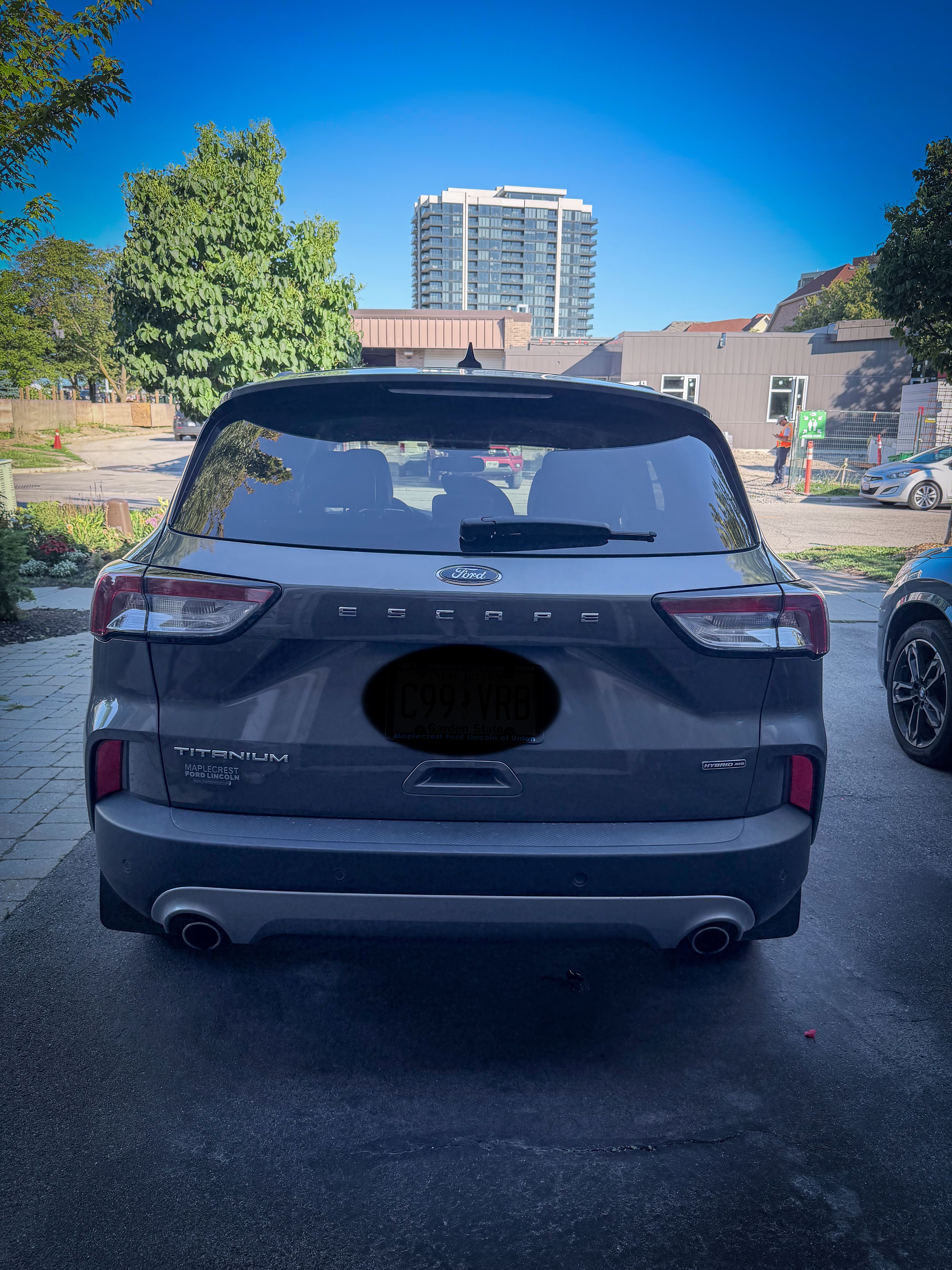 Used 2022 Ford Escape Titanium w/ Titanium Elite Package AWD/4WD image 5