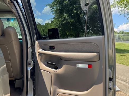 Used 2003 Chevrolet Silverado 1500 LS RWD image 23