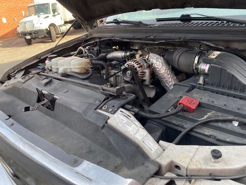 Used 2001 Ford F350 2WD Crew Cab DRW Super Duty image 6