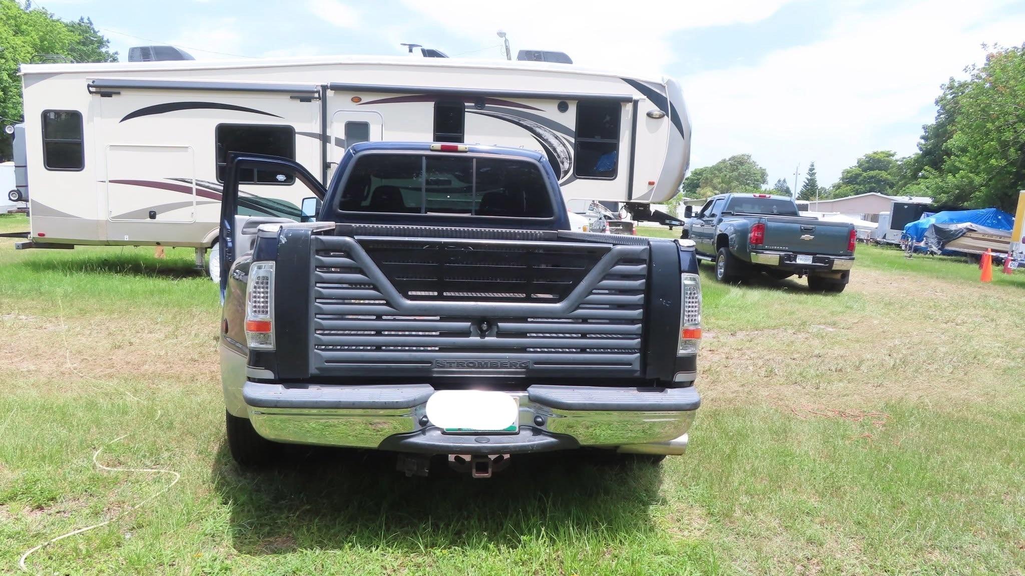 Used 2003 Ford F350 XL RWD image 5
