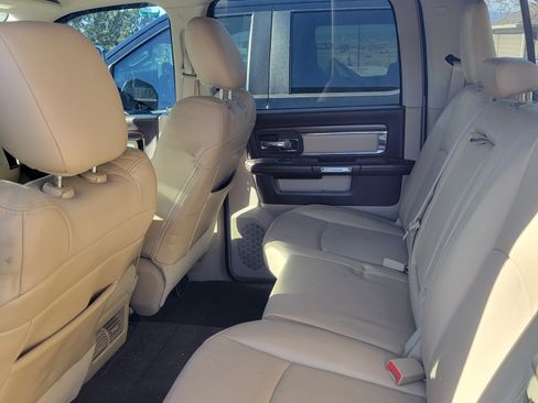 Used 2015 RAM 2500 Laramie image 18