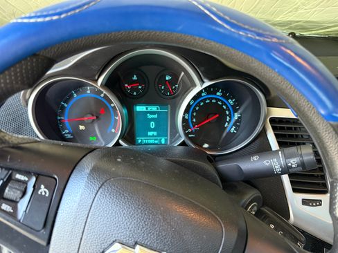 Used 2016 Chevrolet Cruze LT w/ Technology Package image 13