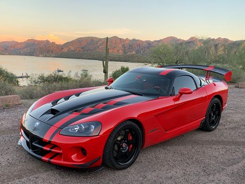 Used 2008 Dodge Viper SRT-10 w/ Competition Group RWD image 1