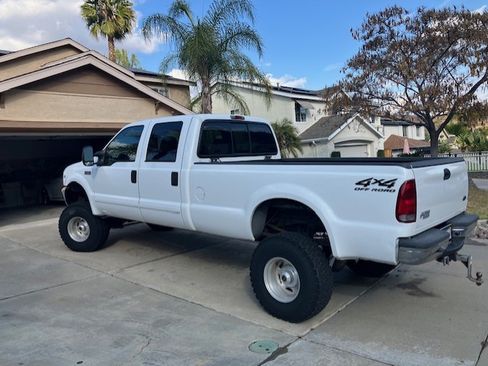 Used 2002 Ford F350 4x4 Crew Cab Super Duty image 2