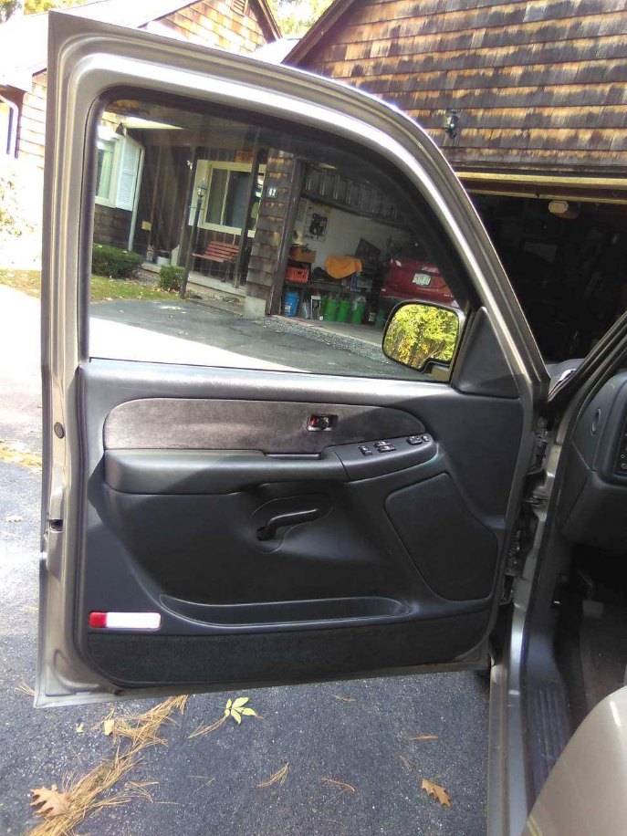 Used 2000 Chevrolet Silverado 1500 LS RWD image 9