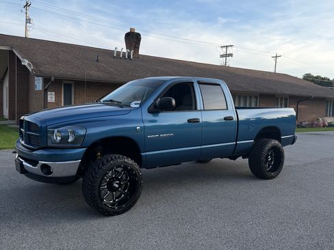 Used 2006 Dodge Ram 2500 Truck SLT w/ Trailer Tow Group AWD/4WD image 1