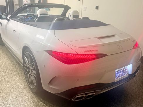 Used 2026 Mercedes-Benz SL 55 AMG 4MATIC image 13