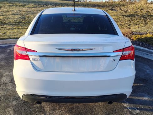 Used 2011 Chrysler 200 S image 11
