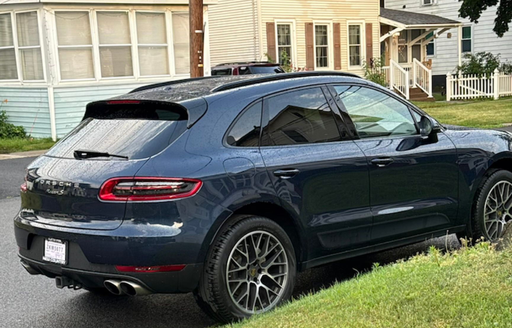 Used 2015 Porsche Macan S AWD/4WD image 8