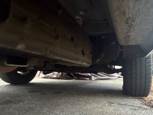 Used 2016 Chevrolet Express 2500 image 13