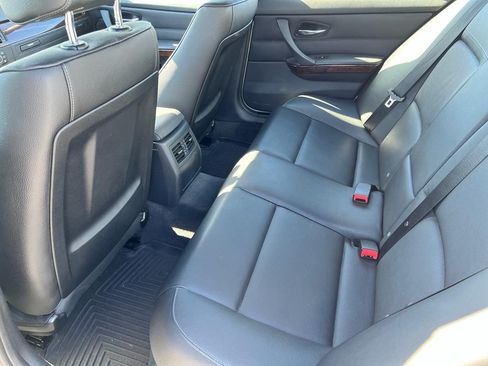 Used 2011 BMW 328i xDrive Sedan image 13