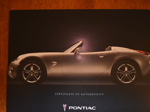 Used 2006 Pontiac Solstice Convertible w/ Premium Package image 29