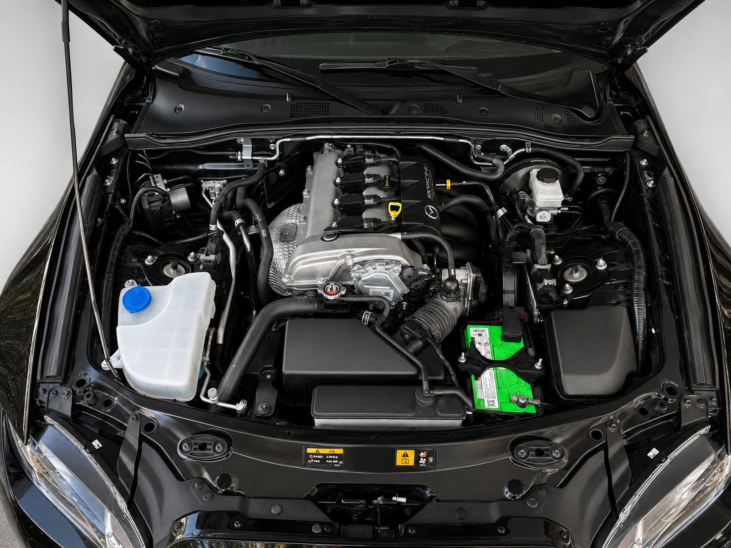 Used 2016 MAZDA MX-5 Miata Sport RWD image 8