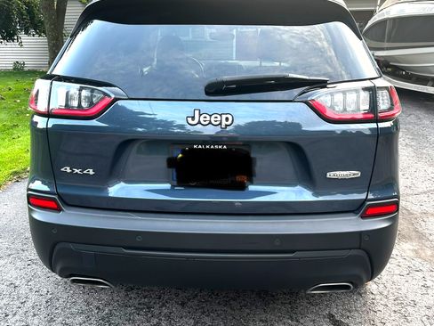 Used 2021 Jeep Cherokee Latitude Lux AWD/4WD image 19