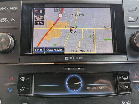 Used 2014 Toyota Avalon Limited image 15