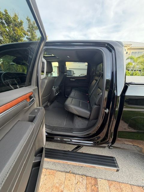 Used 2022 GMC Sierra 1500 Denali w/ Denali Reserve Package AWD/4WD image 6