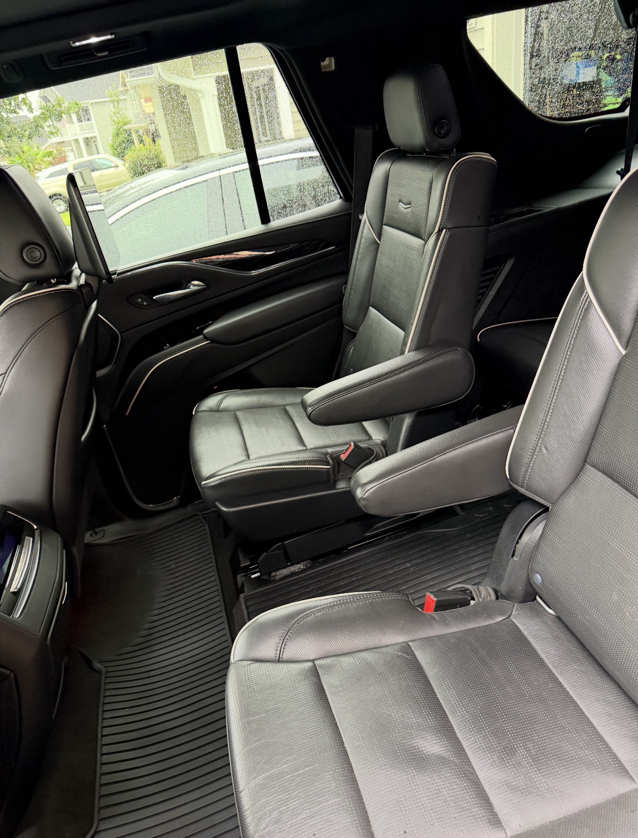 Used 2021 Cadillac Escalade Sport w/ Driver Assist Tech Package AWD/4WD image 16
