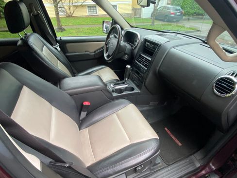Used 2008 Ford Explorer Sport Trac Limited image 16