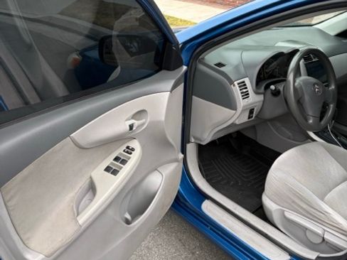 Used 2009 Toyota Corolla LE FWD image 20