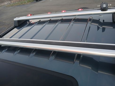 Used 2005 HUMMER H2 SUT w/ Preferred Equipment Group image 24