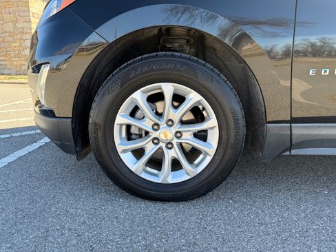 Used 2018 Chevrolet Equinox LT image 13