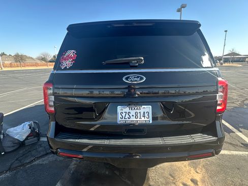 Used 2022 Ford Expedition Limited RWD image 6