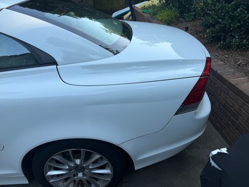 Used 2009 Volvo C70 T5 FWD image 10